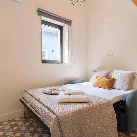 Cozy With Patio & Ac By Hostwise 波尔图
